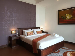 Seasons Riverside Hotel